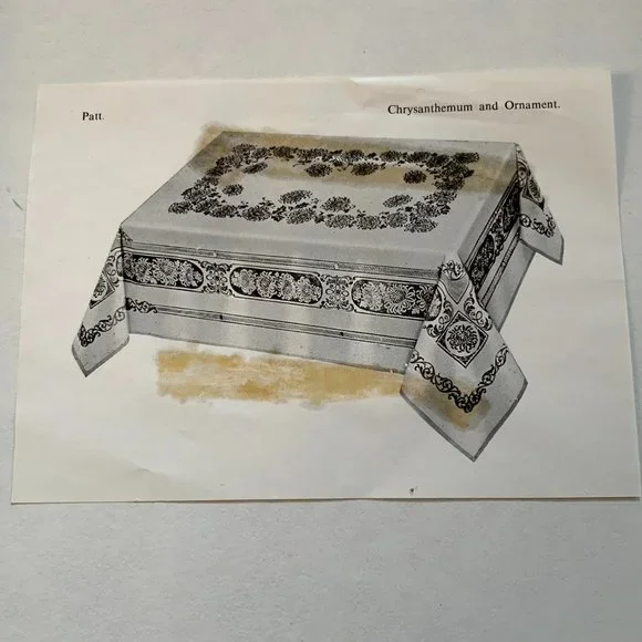 Vintage Irish Linen Green Tablecloth & 4 Napkins Chrysanthemum Design - Picture 6 of 6